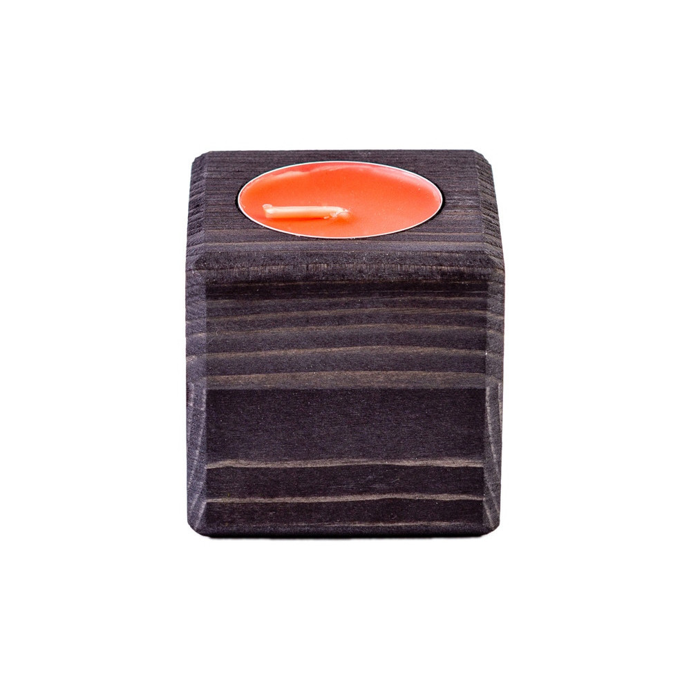 Свеча в декоративном...