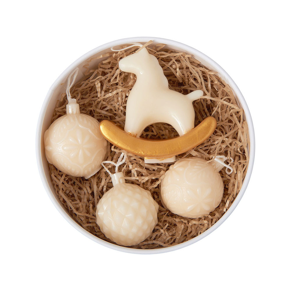 Набор свечей в подарочной...